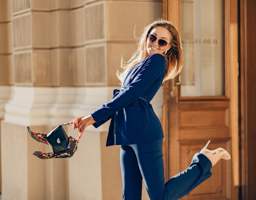 Comment Créer un Look Chic avec un Petit Budget : Nos Conseils Mode Femme