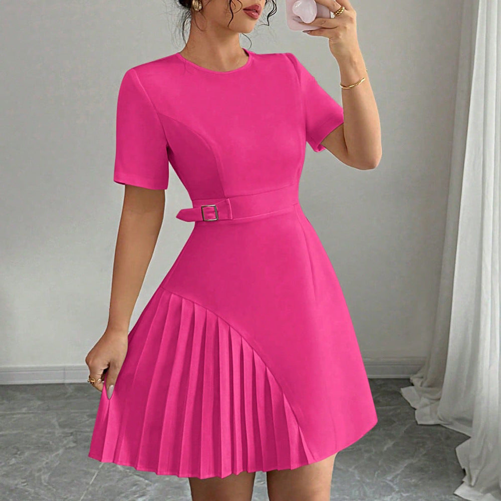 Serena Ken Amélia dress featuring elegant fabric and a stylish design, perfect for casual or semi-formal occasions.