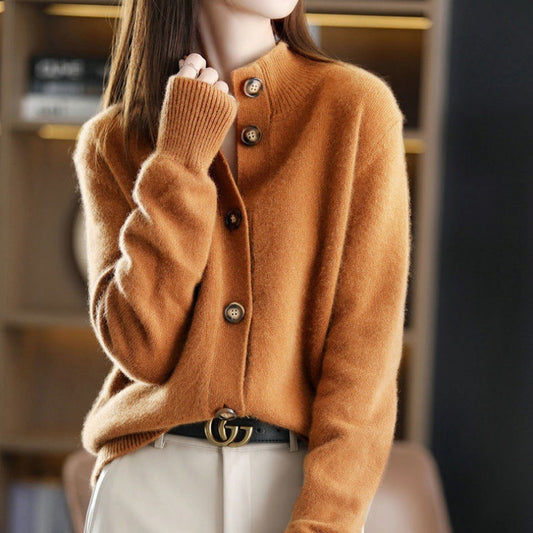 Cardigan Lee